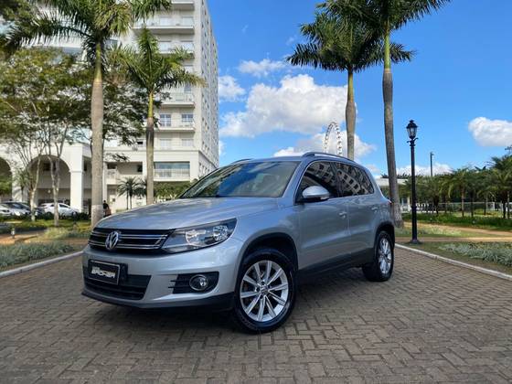 VOLKSWAGEN TIGUAN 2.0 TSI 16V TURBO GASOLINA 4P TIPTRONIC VOLKSWAGEN TIGUAN 2.0 TSI 16V TURBO GASOLINA 4P TIPTRONIC